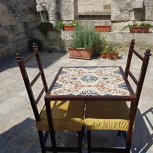 Bed and breakfast Dimora Dell'artista 2, Lecce